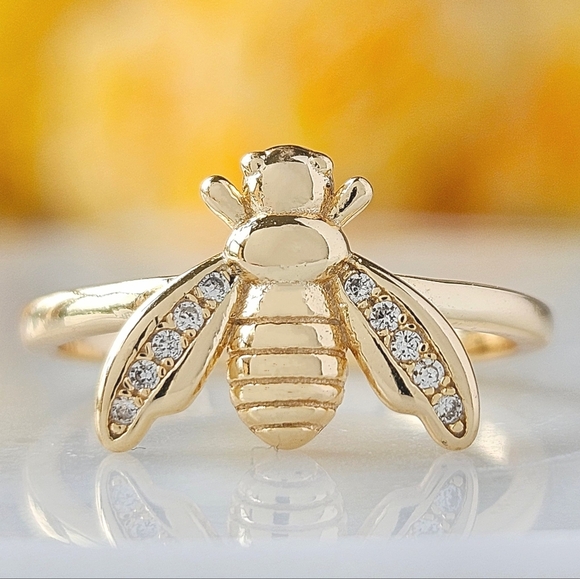 Honey Bee ring with gold finish, Charmed Aroma 925 Sterling Silver - Picture 1 of 10